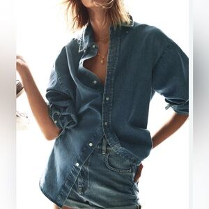 UNIVERSAL THREAD LIGHT WASH DENIM SHIRT WESTERN COASTAL COWGIRL WOMENS SZ LARGE